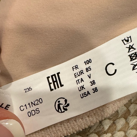 CHANTELLE Smooth Lines Smoothing Minimizer T-Shirt Bra -NWOT - Picture 10 of 11